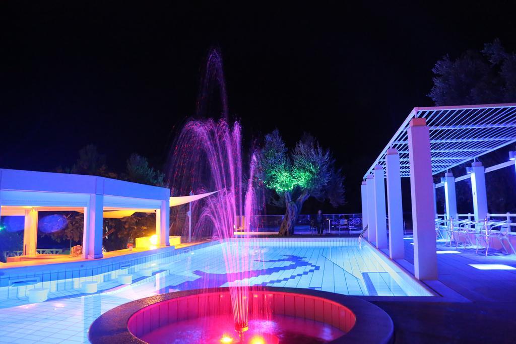 Sea Sun Aparthotel Plomari Exterior photo