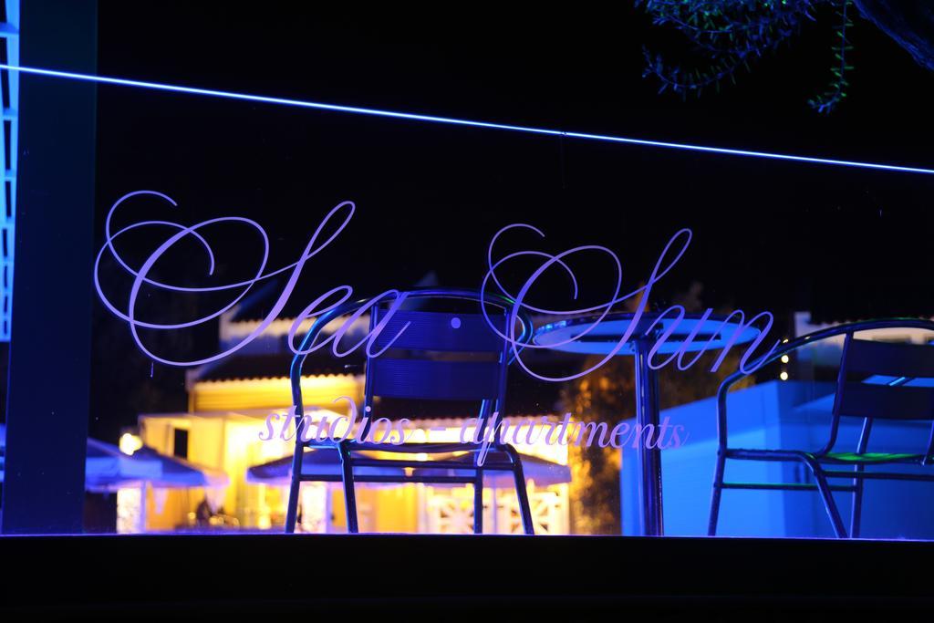 Sea Sun Aparthotel Plomari Exterior photo