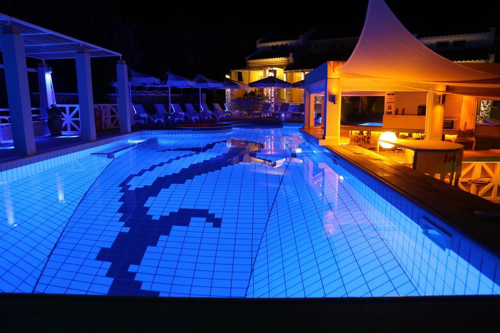 Sea Sun Aparthotel Plomari Exterior photo